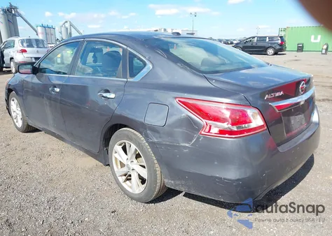 2013 Nissan Altima 2.5 Sv z USA, uszkodzony, nr VIN 1N4AL3AP7DC202644